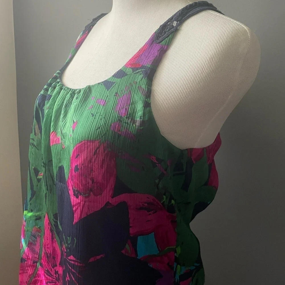 Floral Pattern Spaghetti Strap Top - Picture 3 of 5